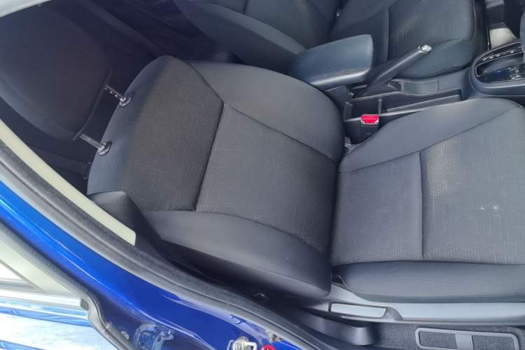 Used Honda Fit 2016 1.5L LX CVT Comfort Model Right Front Seat