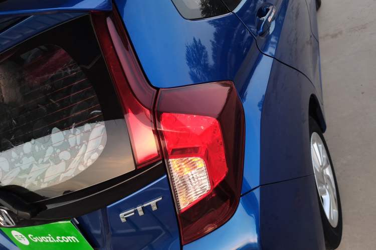 Used Honda Fit 2016 1.5L LXS CVT Comfort Sunroof Version Right Rear Taillight