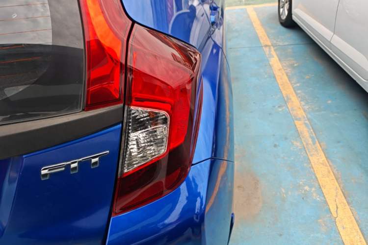 Used Honda Fit 2016 1.5L LXS CVT Comfort Sunroof Version Right Rear Taillight