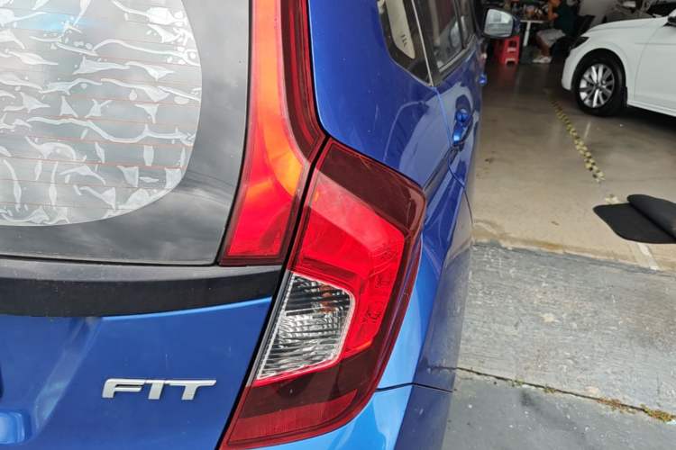 Used Honda Fit 2016 1.5L LXS CVT Comfort Sunroof Version Right Rear Taillight