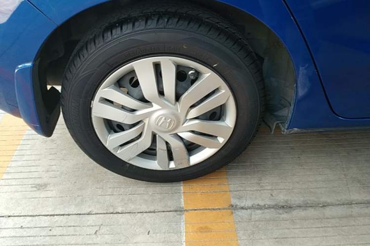 Used Honda Fit 2016 1.5L LXS CVT Comfort Sunroof Version Right Rear Wheel Hub