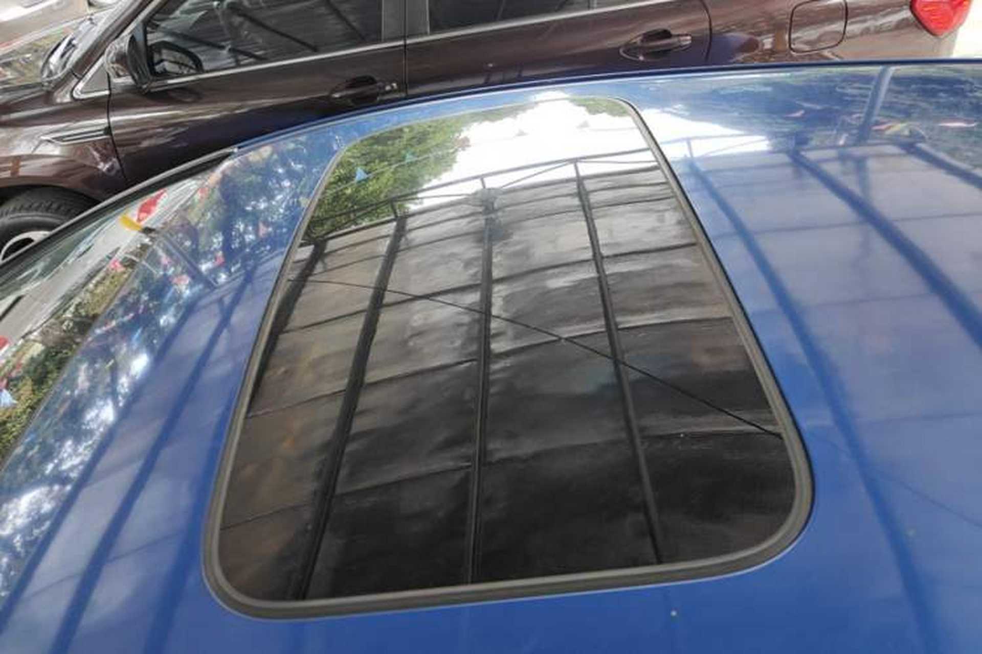 Used Honda Fit 2016 1.5L LXS CVT Comfort Sunroof Version Roof