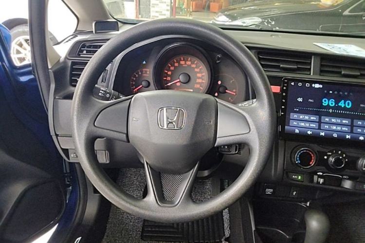 Used Honda Fit 2016 1.5L LX CVT Comfort Model Steering Wheel