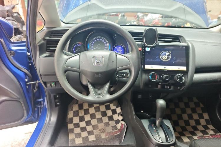 Used Honda Fit 2016 1.5L LXS CVT Comfort Sunroof Version Steering Wheel