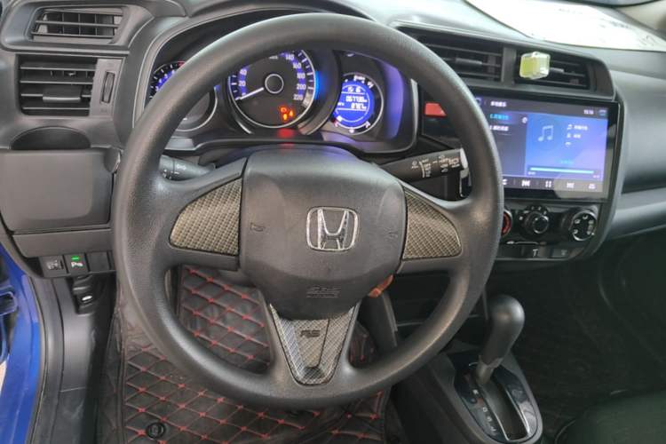 Used Honda Fit 2016 1.5L LXS CVT Comfort Sunroof Version Steering Wheel