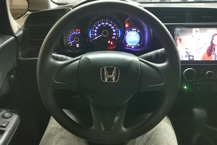 Used Honda Fit 2016 1.5L LXS CVT Comfort Sunroof Version Steering Wheel