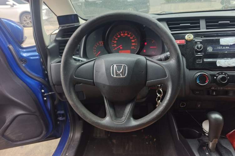 Used Honda Fit 2016 1.5L LX CVT Comfort Model Steering Wheel