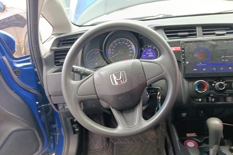 Used Honda Fit 2016 1.5L LXS CVT Comfort Sunroof Version Steering Wheel