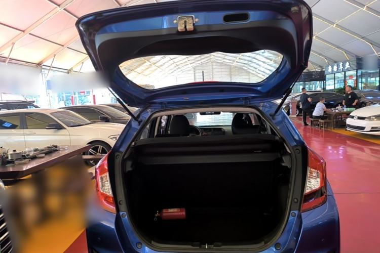 Used Honda Fit 2016 1.5L LX CVT Comfort Model Trunk