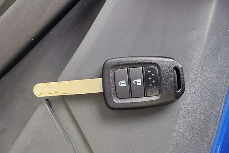 Used Honda Fit 2016 1.5L LX CVT Comfort Model Vehicle Key