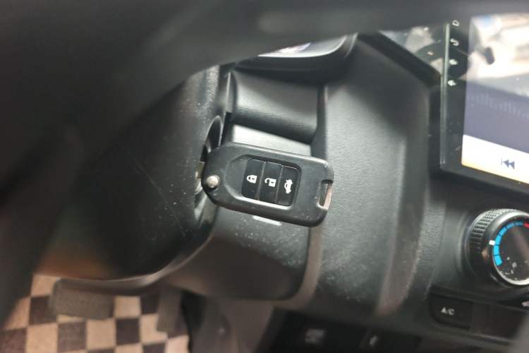 Used Honda Fit 2016 1.5L LXS CVT Comfort Sunroof Version Vehicle Key