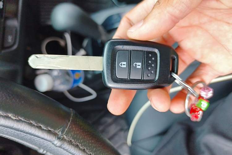 Used Honda Fit 2016 1.5L LX CVT Comfort Model Vehicle Key