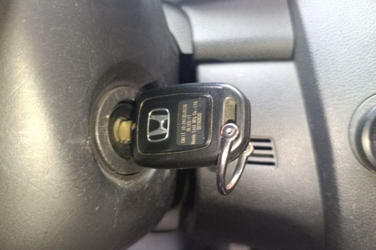 Used Honda Fit 2016 1.5L SES CVT Fashion Sunroof Edition Vehicle Key