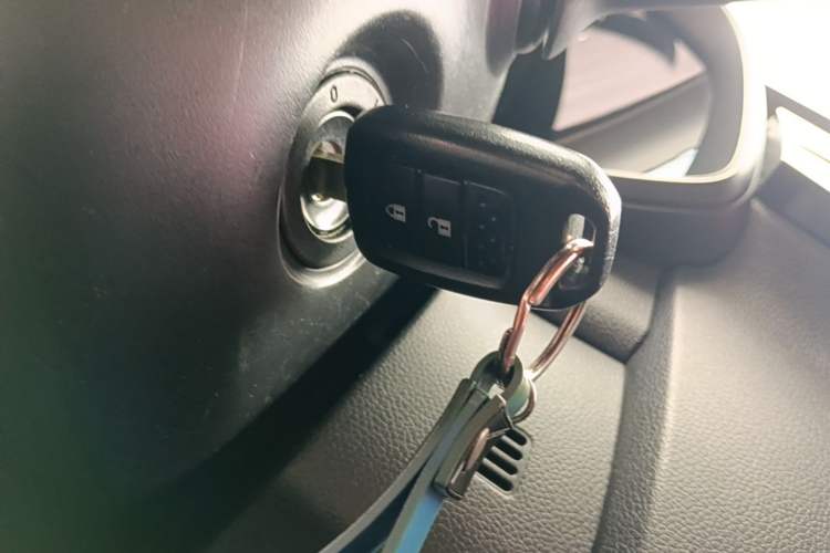 Used Honda Fit 2016 1.5L LXS CVT Comfort Sunroof Version Vehicle Key