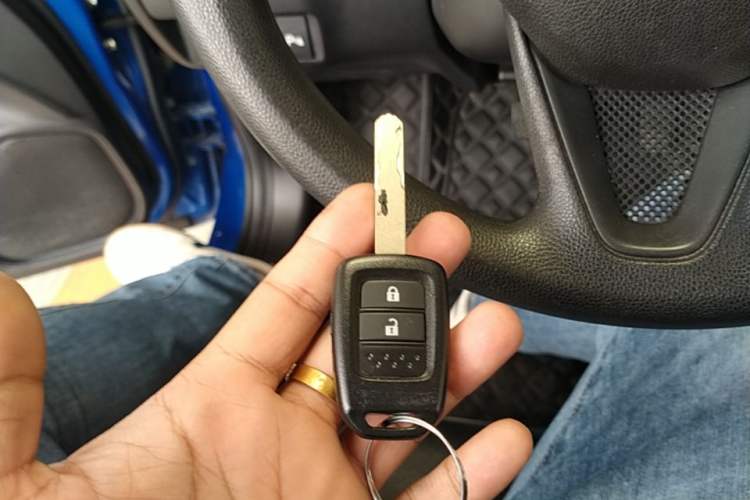 Used Honda Fit 2016 1.5L LXS CVT Comfort Sunroof Version Vehicle Key