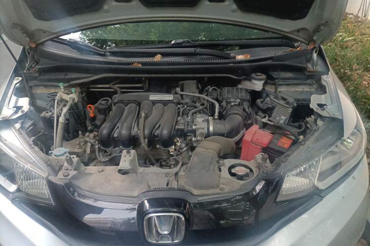 Used Honda Fit 2016 1.5L LXS CVT Comfort Sunroof Version Engine Bay
