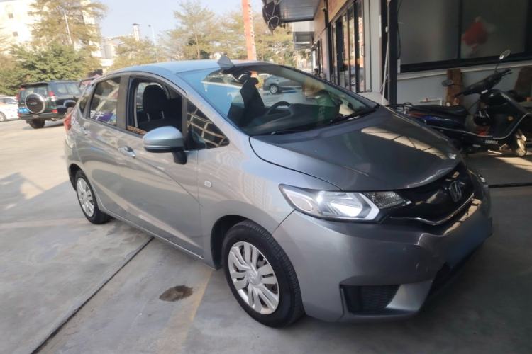 Used Honda Fit 2016 1.5L LX CVT Comfort Model Exterior 1