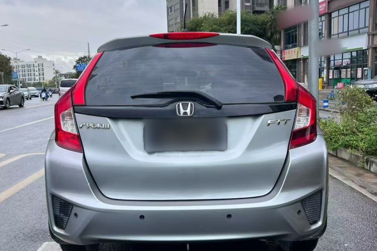 Used Honda Fit 2016 1.5L LX CVT Comfort Model Exterior 5