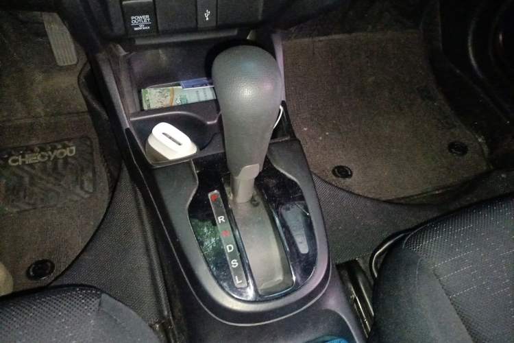 Used Honda Fit 2016 1.5L LXS CVT Comfort Sunroof Version Gear Lever