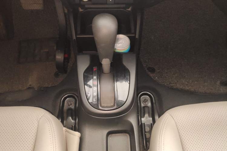 Used Honda Fit 2016 1.5L LX CVT Comfort Model Gear Lever