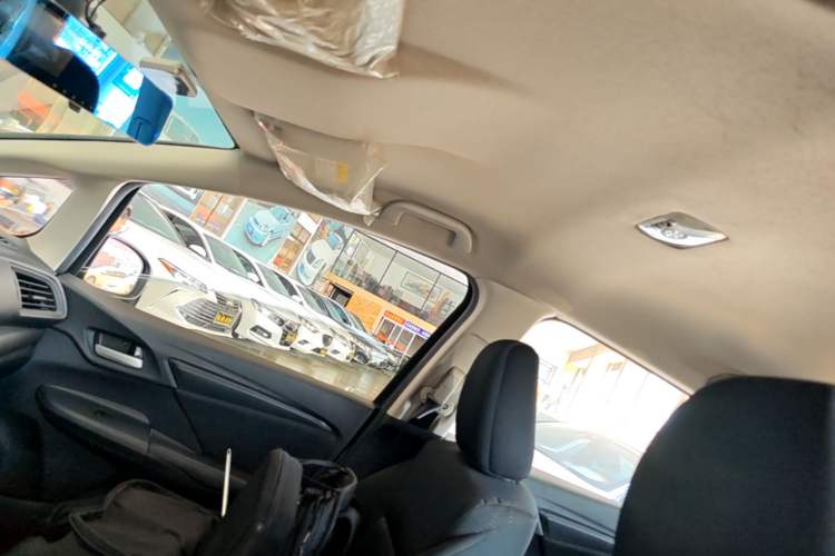 Used Honda Fit 2016 1.5L LX CVT Comfort Model Headliner