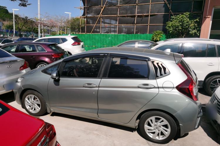 Used Honda Fit 2016 1.5L SE CVT Fashion Model Left Side
