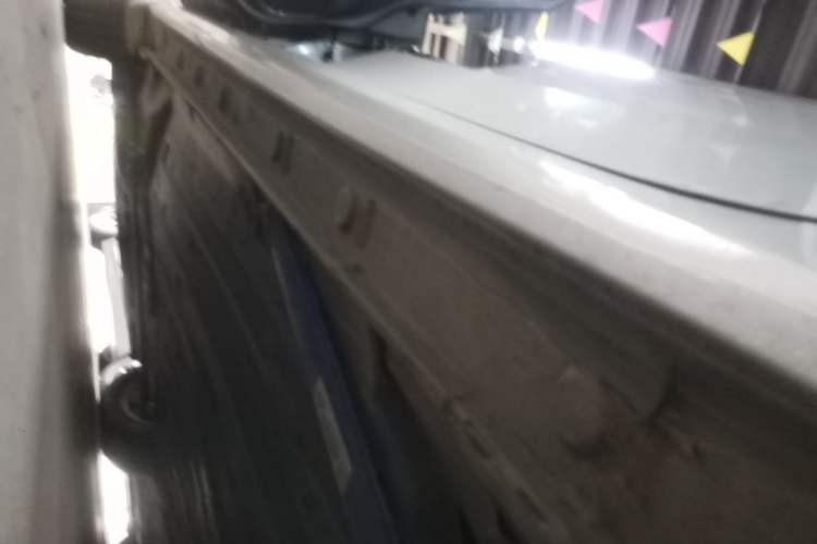 Used Honda Fit 2016 1.5L SE CVT Fashion Model Left Side Sill