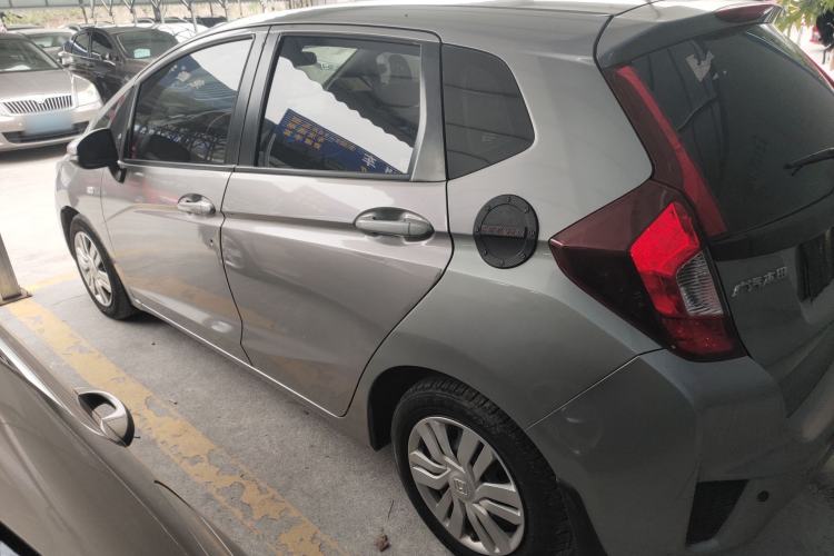 Used Honda Fit 2016 1.5L LX CVT Comfort Model Left Side