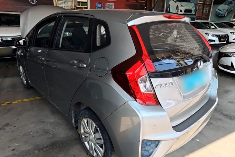 Used Honda Fit 2016 1.5L LX CVT Comfort Model Rear Left 45 Deg