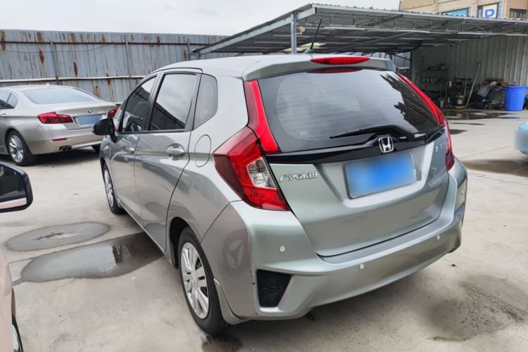Used Honda Fit 2016 1.5L LX CVT Comfort Model Rear Left 45 Deg