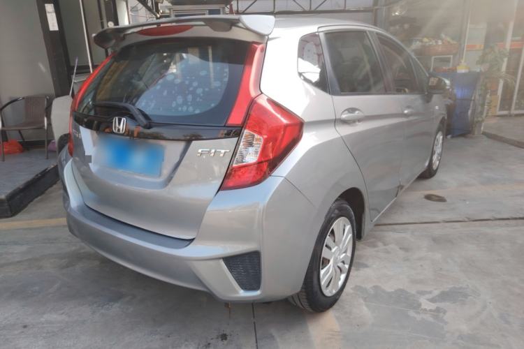 Used Honda Fit 2016 1.5L LX CVT Comfort Model Rear Right 45 Deg