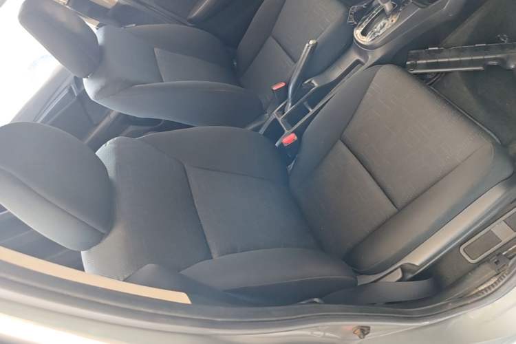 Used Honda Fit 2016 1.5L LX CVT Comfort Model Right Front Seat