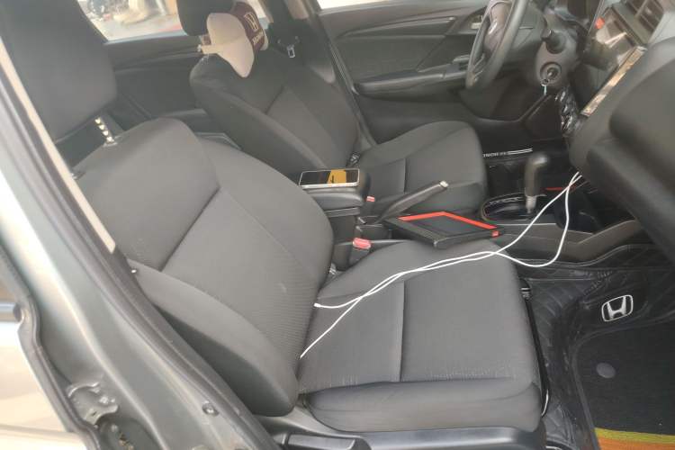 Used Honda Fit 2016 1.5L LX CVT Comfort Model Right Front Seat