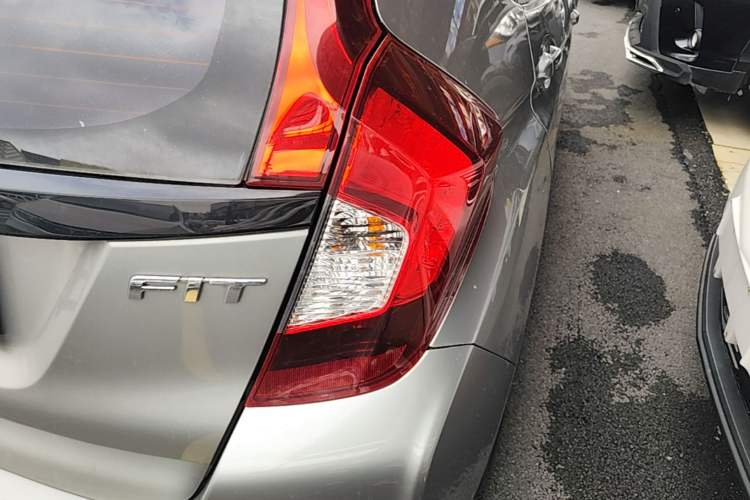 Used Honda Fit 2016 1.5L LXS CVT Comfort Sunroof Version Right Rear Taillight