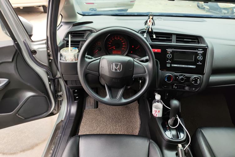 Used Honda Fit 2016 1.5L LX CVT Comfort Model Steering Wheel