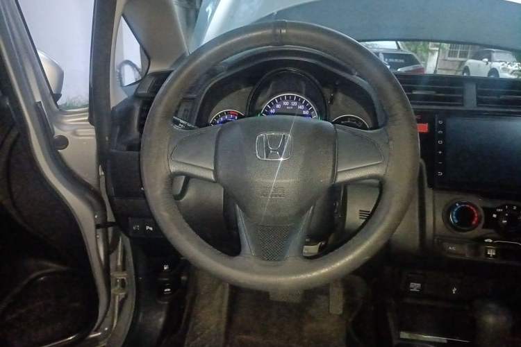 Used Honda Fit 2016 1.5L LXS CVT Comfort Sunroof Version Steering Wheel