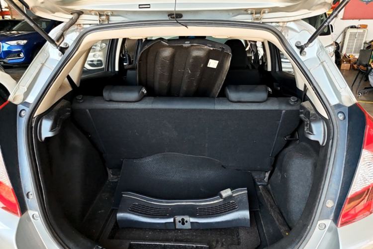 Used Honda Fit 2016 1.5L LX CVT Comfort Model Trunk