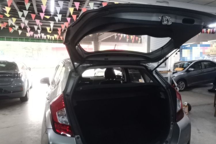 Used Honda Fit 2016 1.5L SE CVT Fashion Model Trunk