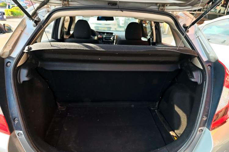 Used Honda Fit 2016 1.5L LX CVT Comfort Model Trunk