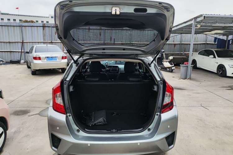 Used Honda Fit 2016 1.5L LX CVT Comfort Model Trunk