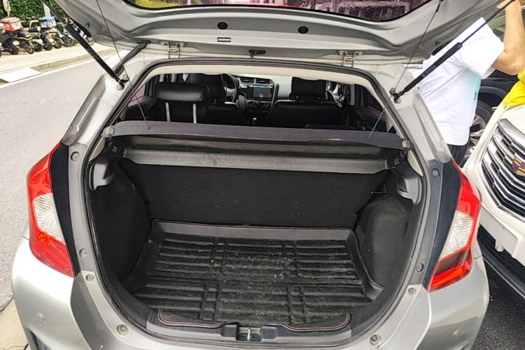 Used Honda Fit 2016 1.5L LXS CVT Comfort Sunroof Version Trunk