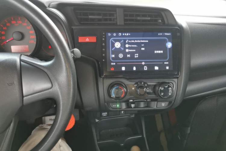 Used Honda Fit 2016 1.5L LX Manual Comfort Model Audio And AC Panel