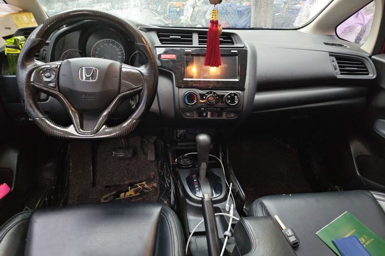 Used Honda Fit 2016 1.5L LXS CVT Comfort Sunroof Version Center Console