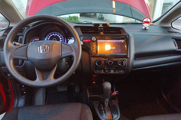 Used Honda Fit 2016 1.5L LXS CVT Comfort Sunroof Version Center Console