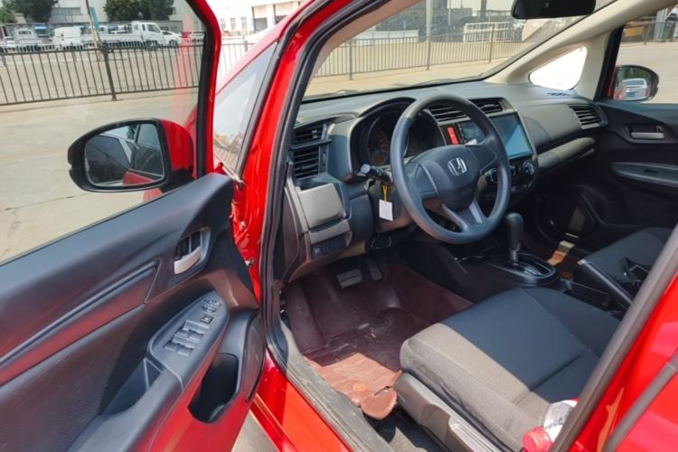 Used Honda Fit 2016 1.5L LX CVT Comfort Model Driver Seat