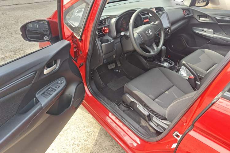 Used Honda Fit 2016 1.5L LX CVT Comfort Model Driver Seat