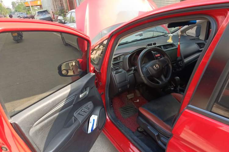 Used Honda Fit 2016 1.5L LX CVT Comfort Model Driver Seat