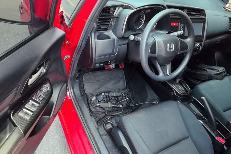 Used Honda Fit 2016 1.5L LXS CVT Comfort Sunroof Version Driver Seat