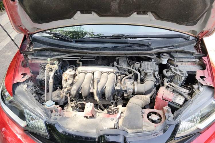 Used Honda Fit 2016 1.5L LXS CVT Comfort Sunroof Version Engine Bay