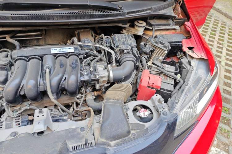 Used Honda Fit 2016 1.5L LXS CVT Comfort Sunroof Version Engine Bay Left
